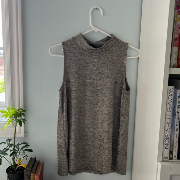 Loft - Matalic Knit Tank -XS - Picture 3 of 8